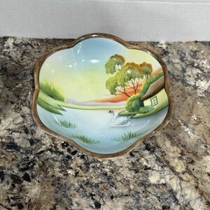 Antique Hand Painted Japan Swan on Lake 7.5" Round Porcelain‎ Bowl Beautiful
